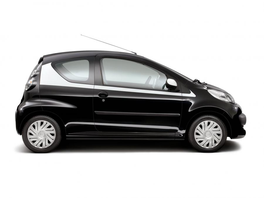  Citroen C1 Airsport 3-Door 2008 года  (фото 2 из 3)